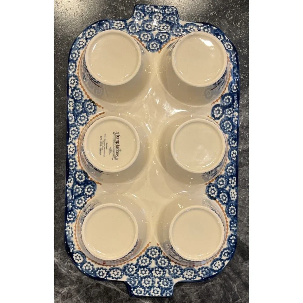 Temp-tations Muffin dish by Tara Old World Blue Floral design with Metal Rack